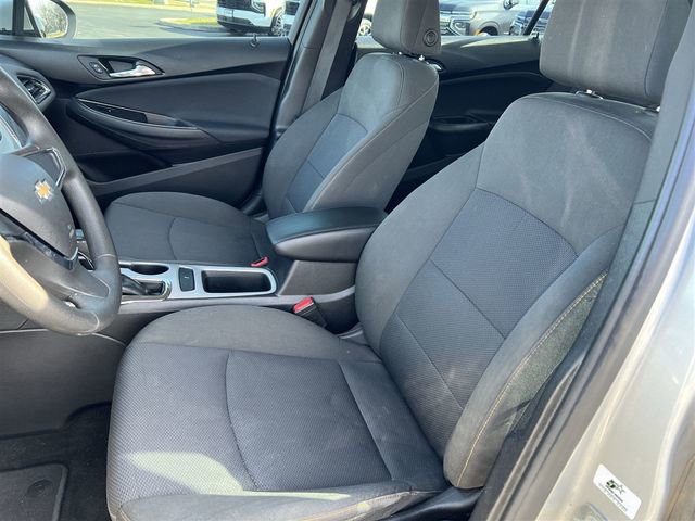 Used 2018 Chevrolet Cruze LS image 16