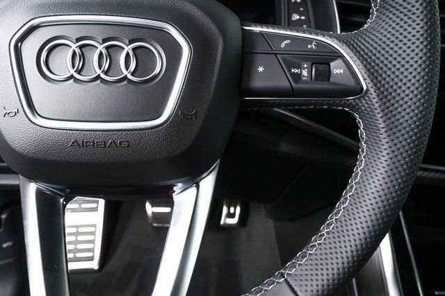 New 2026 Audi SQ7 Premium Plus image 11