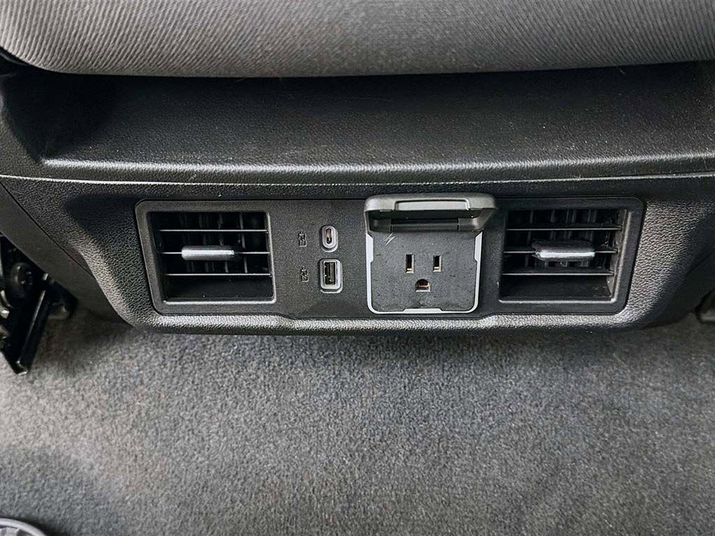 Used 2022 Chevrolet Silverado 1500 LT image 36