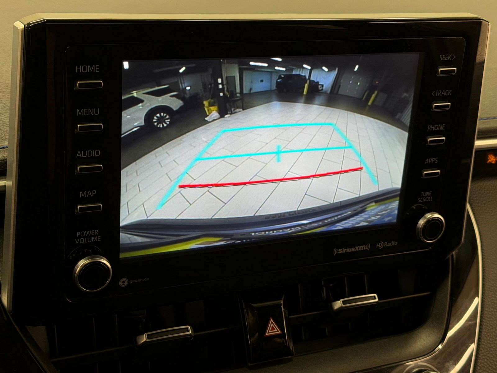 Used 2020 Toyota Corolla XSE image 30