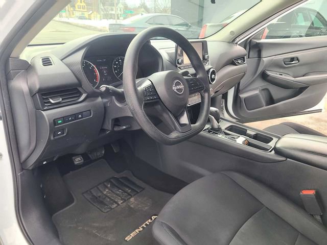 Used 2025 Nissan Sentra S image 12