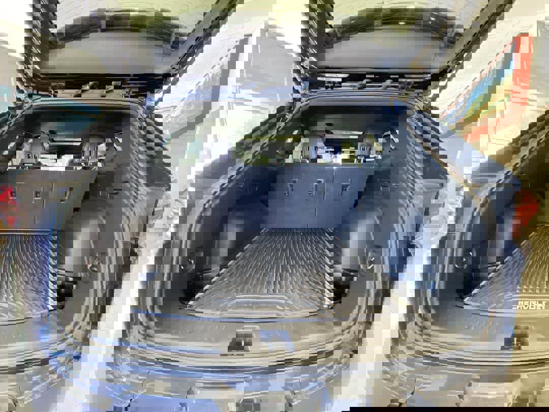 Used 2021 Chevrolet Blazer Premier w/ LPO, Black Accent Package image 27