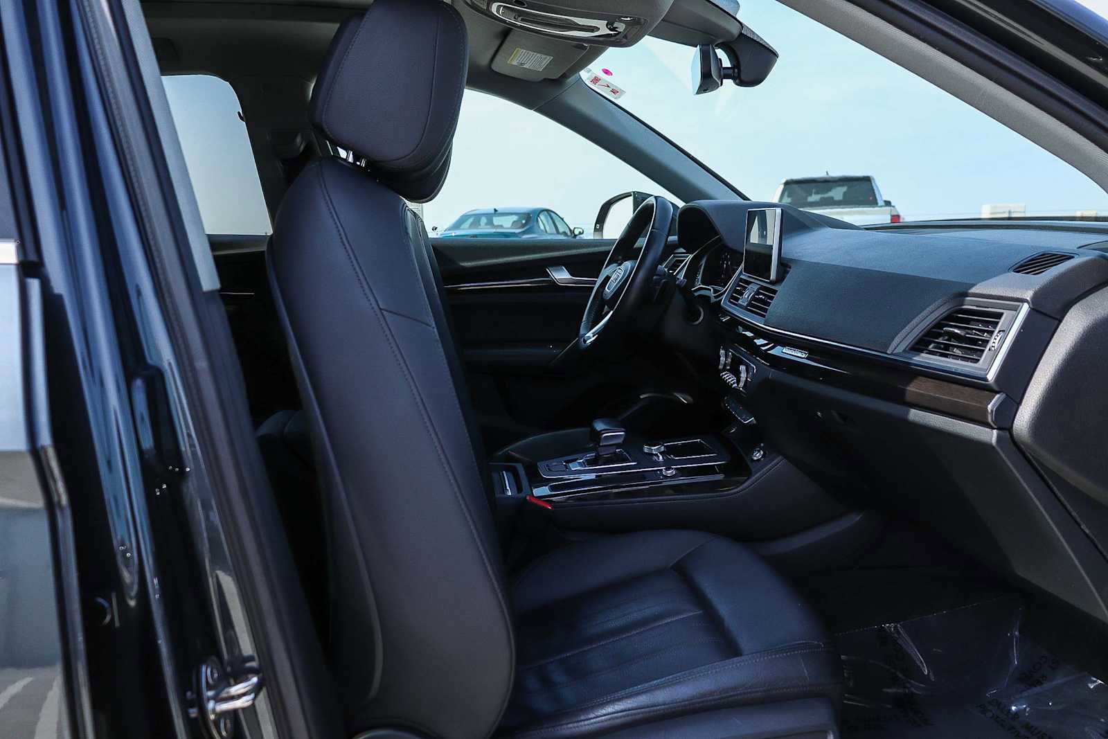 Used 2019 Audi Q5 2.0T Premium Plus w/ Premium Plus Package AWD/4WD image 22