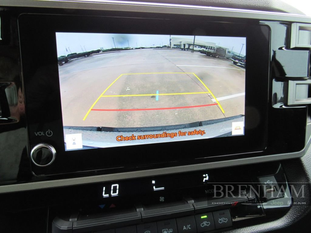 Used 2025 Toyota Tundra SR5 AWD/4WD image 25