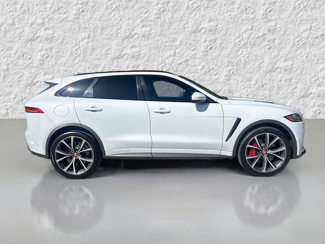 Used 2020 Jaguar F-PACE SVR image 2
