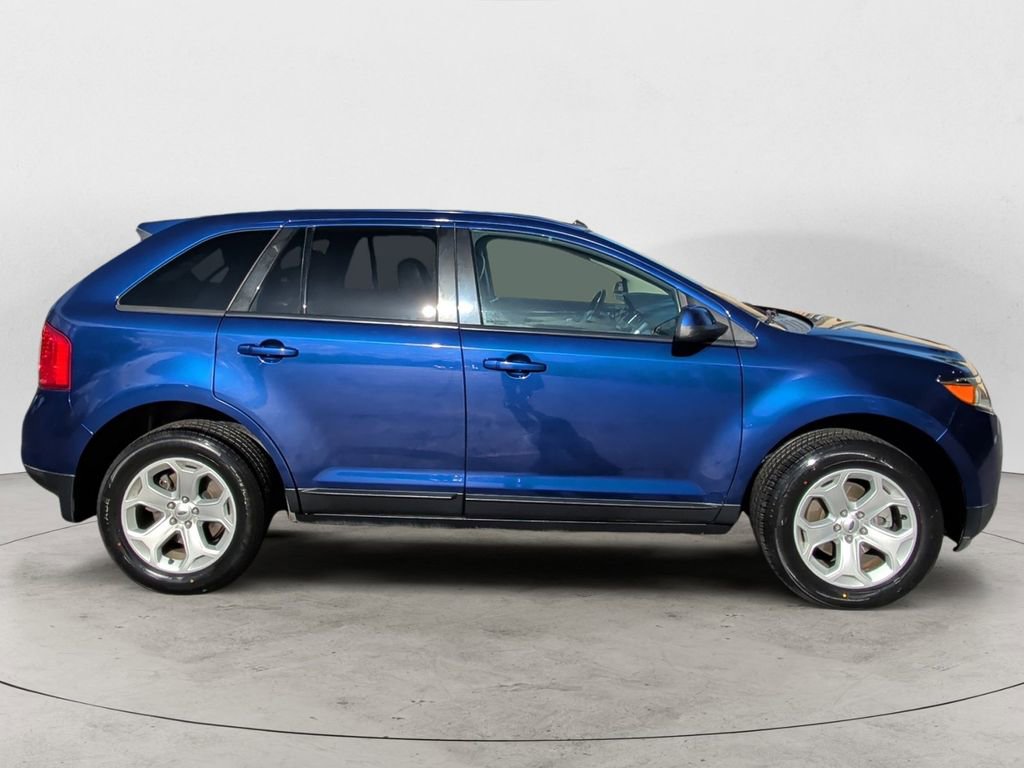 Used 2014 Ford Edge SEL w/ Equipment Group 204A AWD/4WD image 6