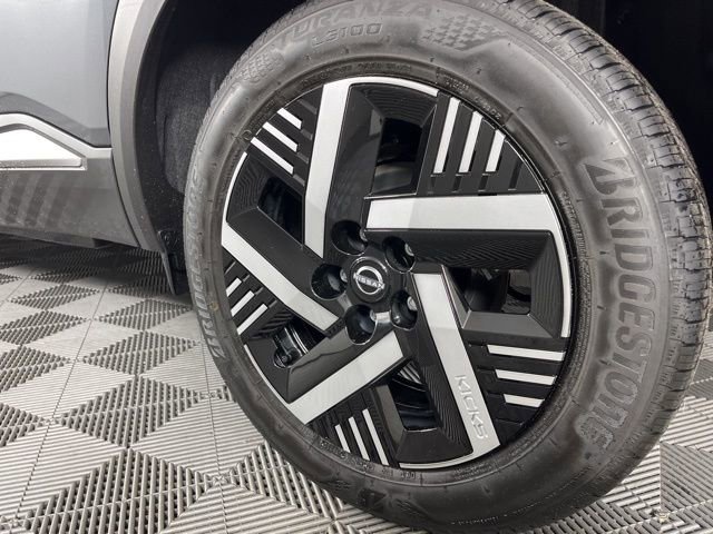 New 2026 Nissan Kicks SV w/ SV Premium Package image 13
