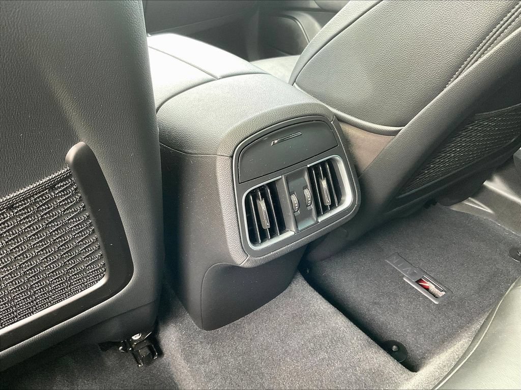 Used 2022 Maserati Levante GT AWD/4WD image 10