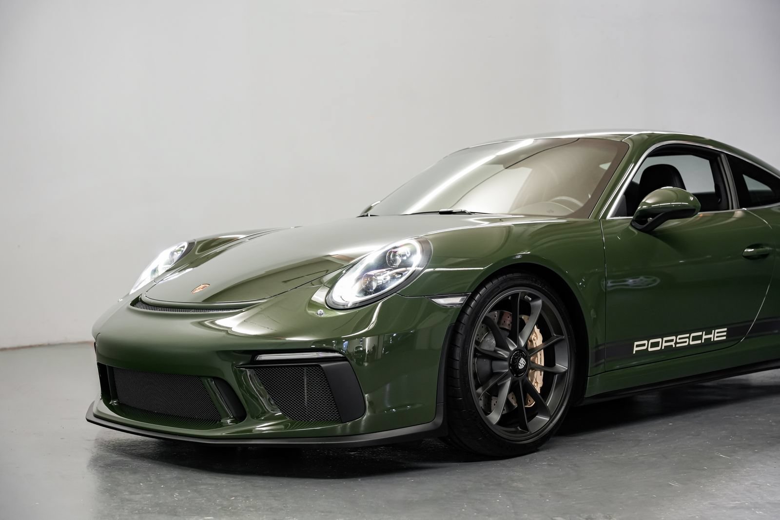 Used 2019 Porsche 911 GT3 RWD image 32
