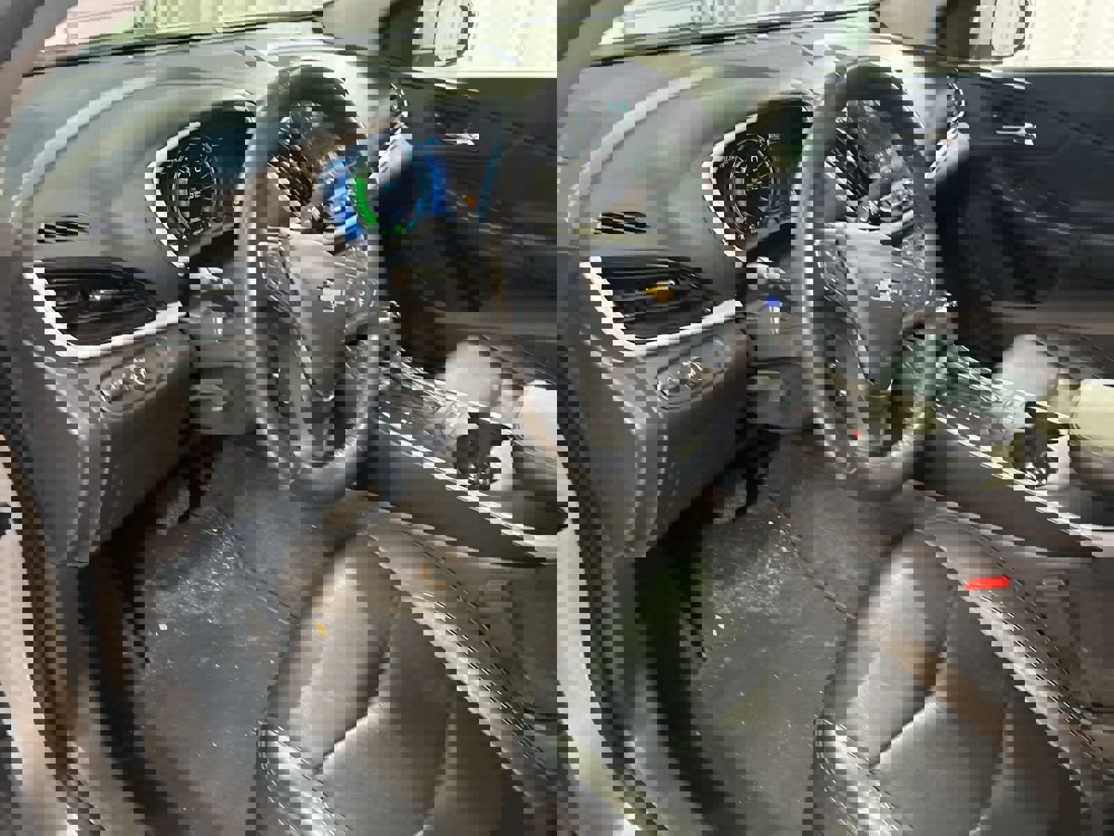 Used 2018 Chevrolet Volt LT w/ Comfort Package image 23