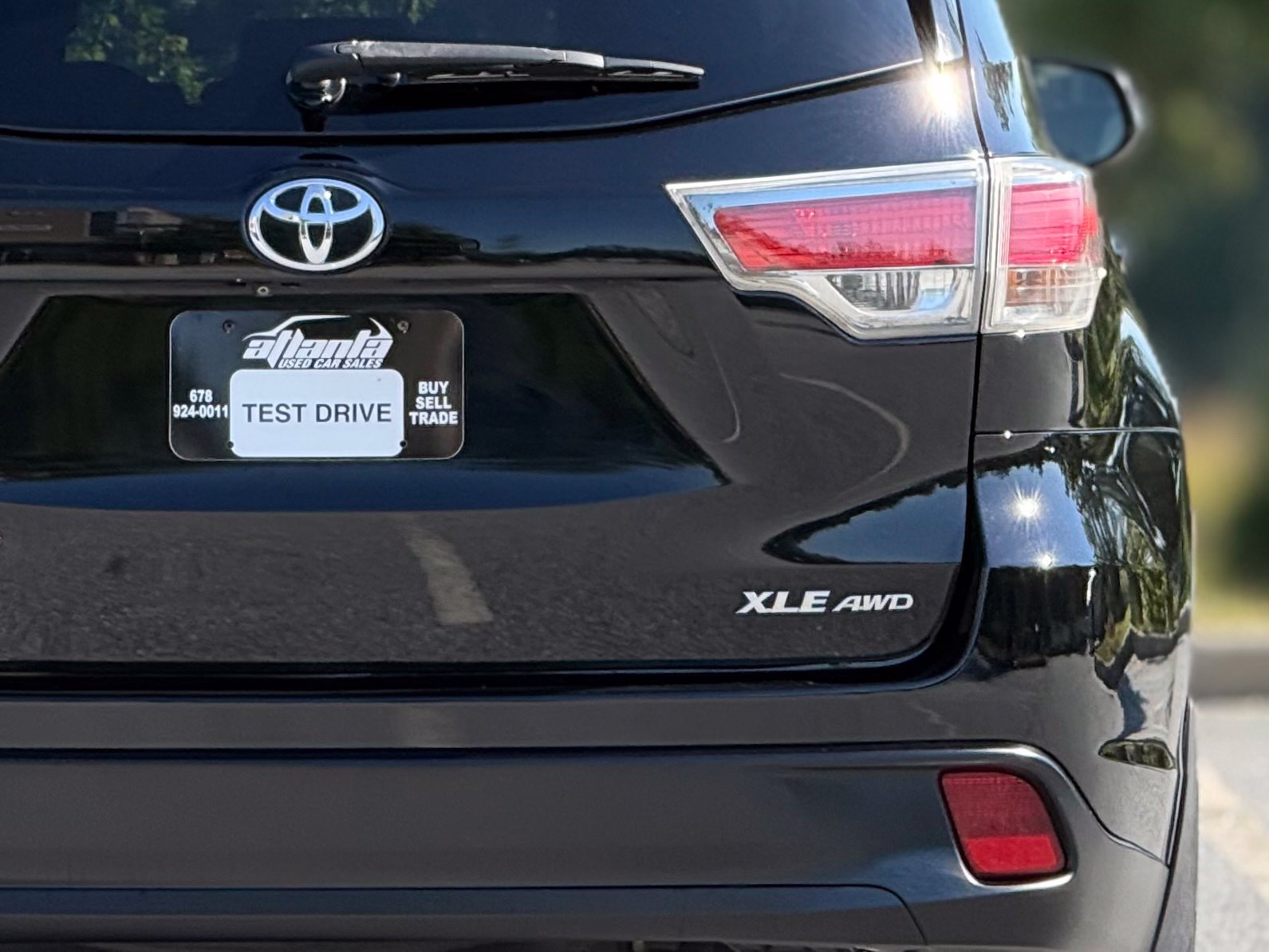 Used 2015 Toyota Highlander XLE AWD/4WD image 16
