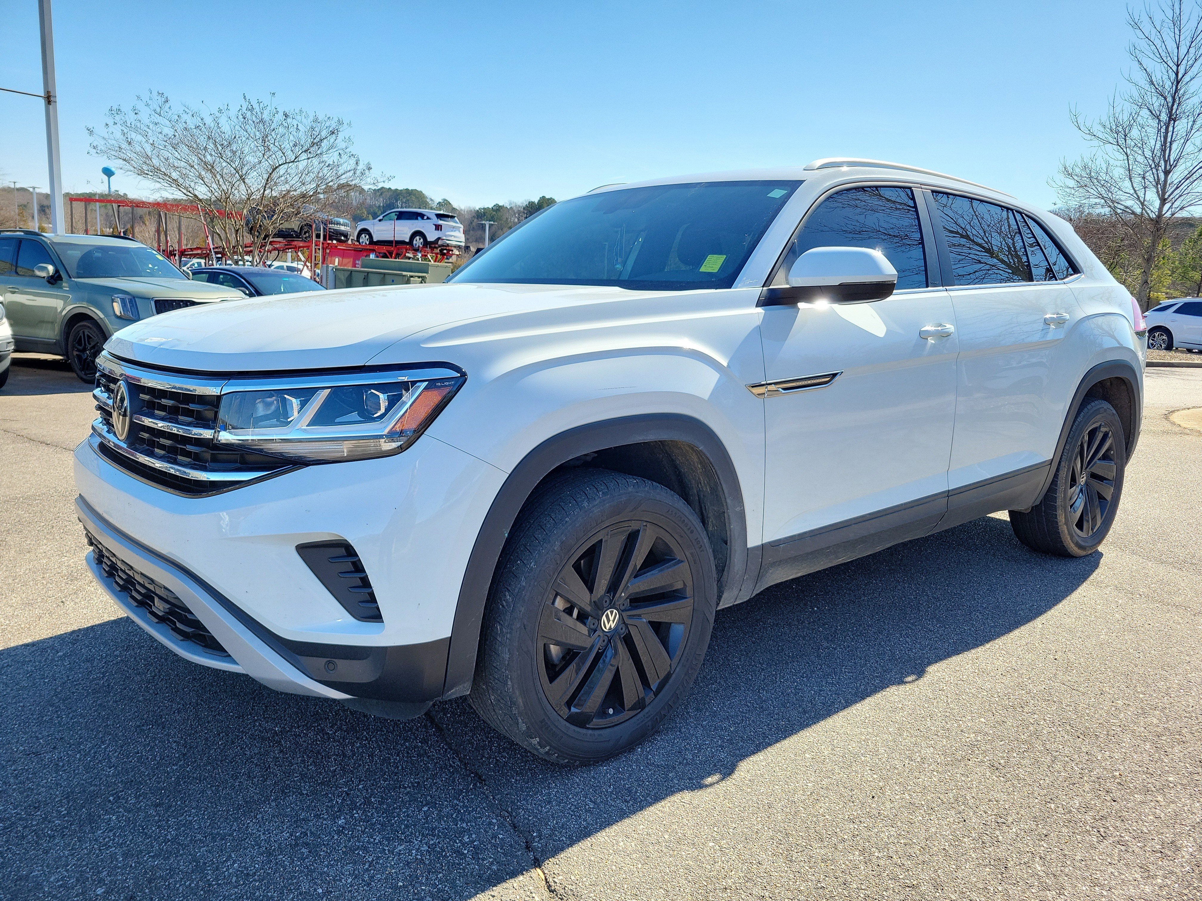 Used 2023 Volkswagen Atlas Cross Sport SE w/ Black Wheel Package image 19