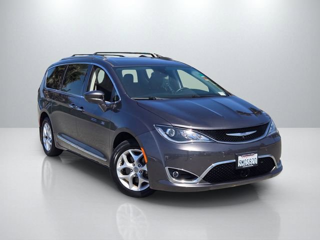 Used 2017 Chrysler Pacifica Touring-L Plus FWD image 1