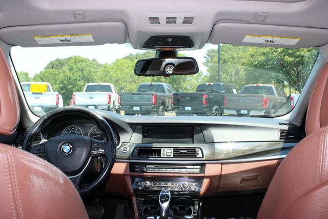 Used 2011 BMW 535i Sedan RWD image 7