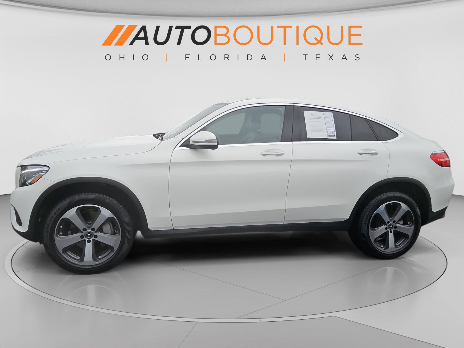 Used 2018 Mercedes-Benz GLC 300 4MATIC Coupe image 2