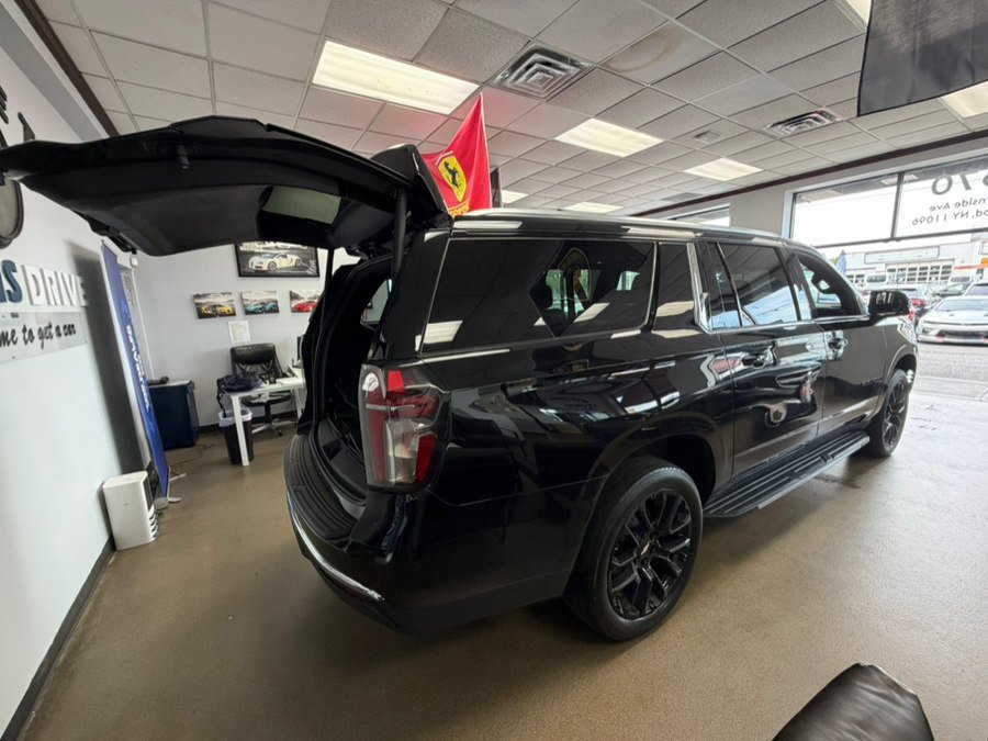 Used 2022 Chevrolet Suburban LT w/ LT Signature Plus Package AWD/4WD image 61