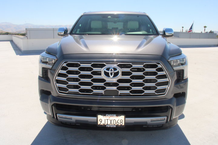 Certified 2024 Toyota Sequoia Capstone AWD/4WD image 7