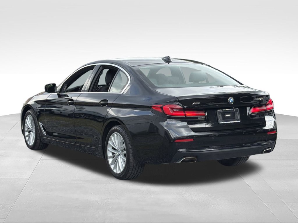 Used 2023 BMW 530i xDrive w/ Premium Package AWD/4WD image 6