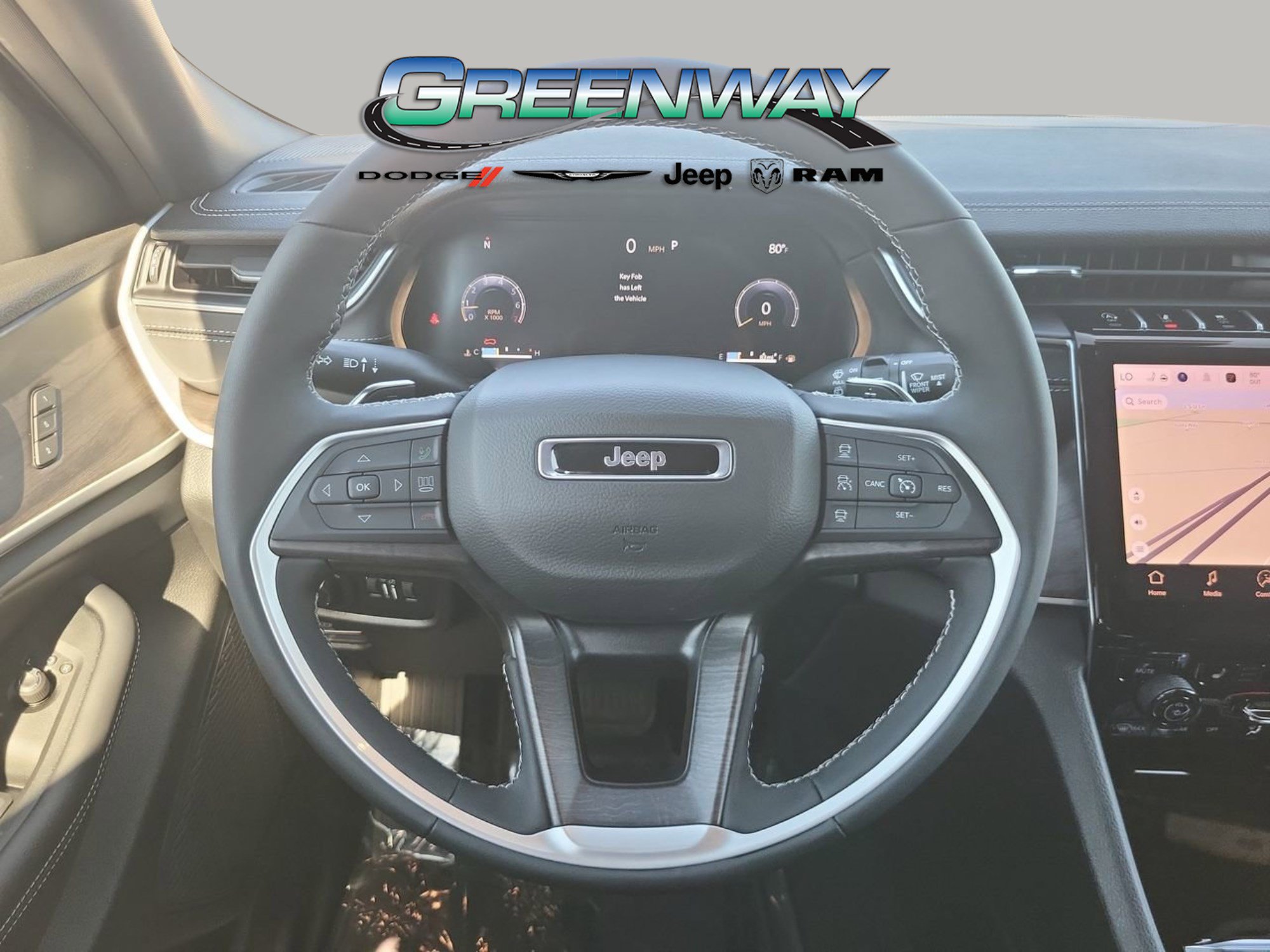 Used 2025 Jeep Grand Cherokee Limited RWD image 29