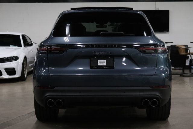 Used 2019 Porsche Cayenne S AWD/4WD image 4