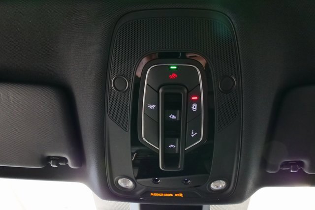 Used 2025 Audi Q5 2.0T Premium image 30