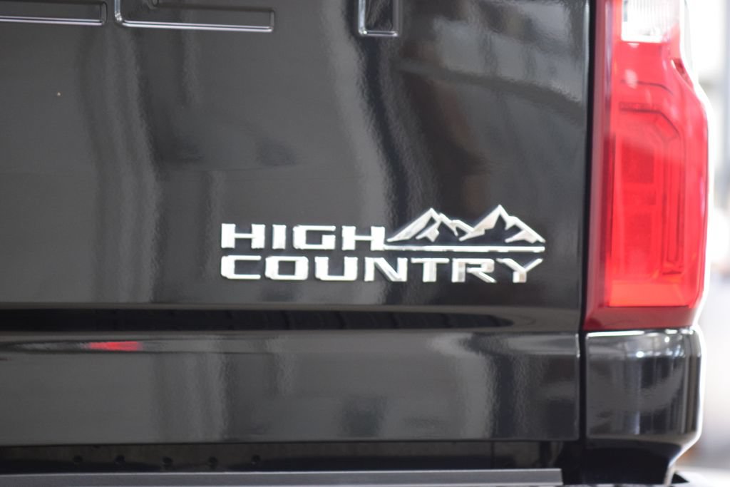 Used 2022 Chevrolet Silverado 2500 High Country w/ Z71 Off-Road Package AWD/4WD image 27