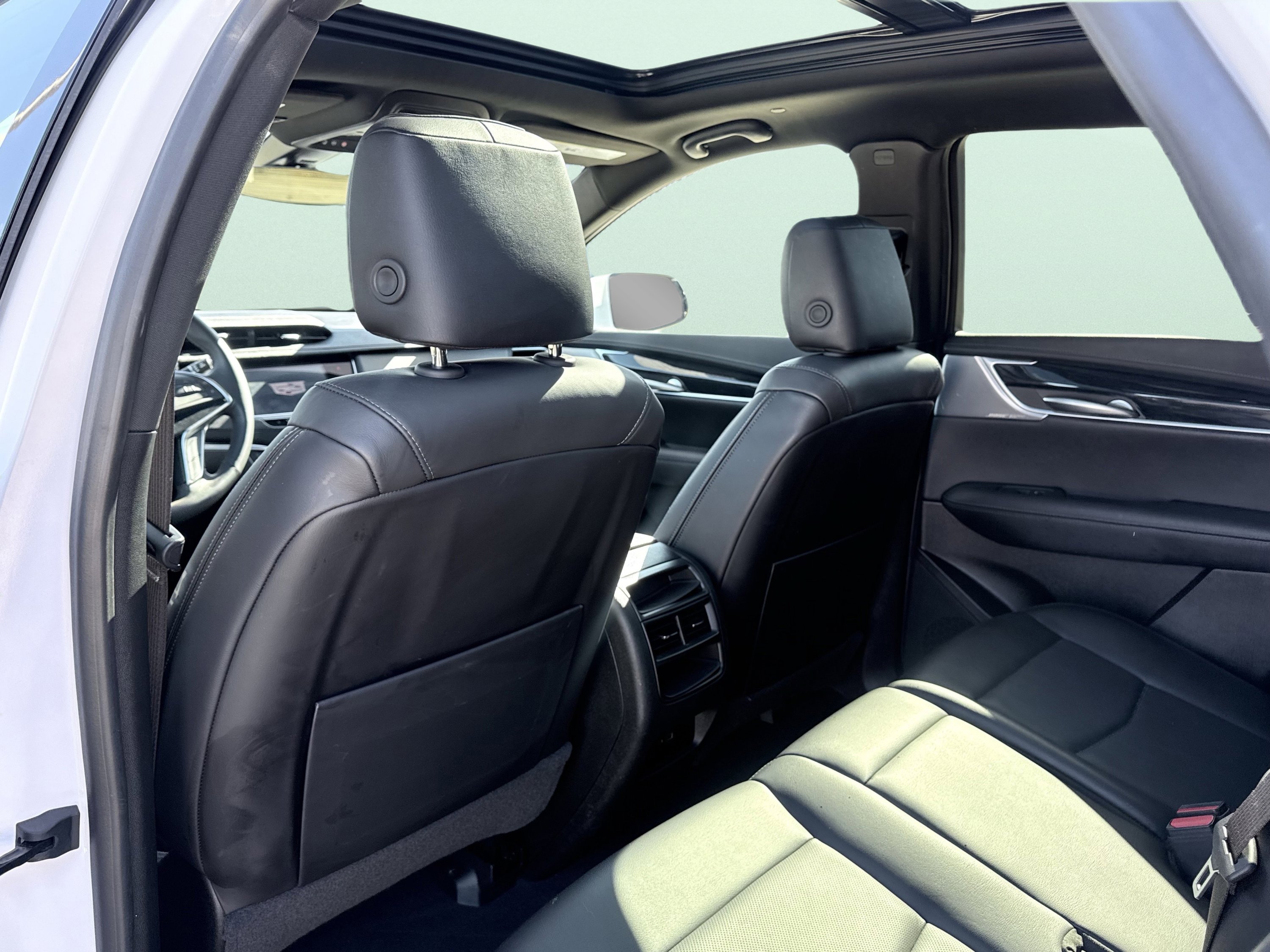 Used 2025 Cadillac XT5 Premium Luxury image 31