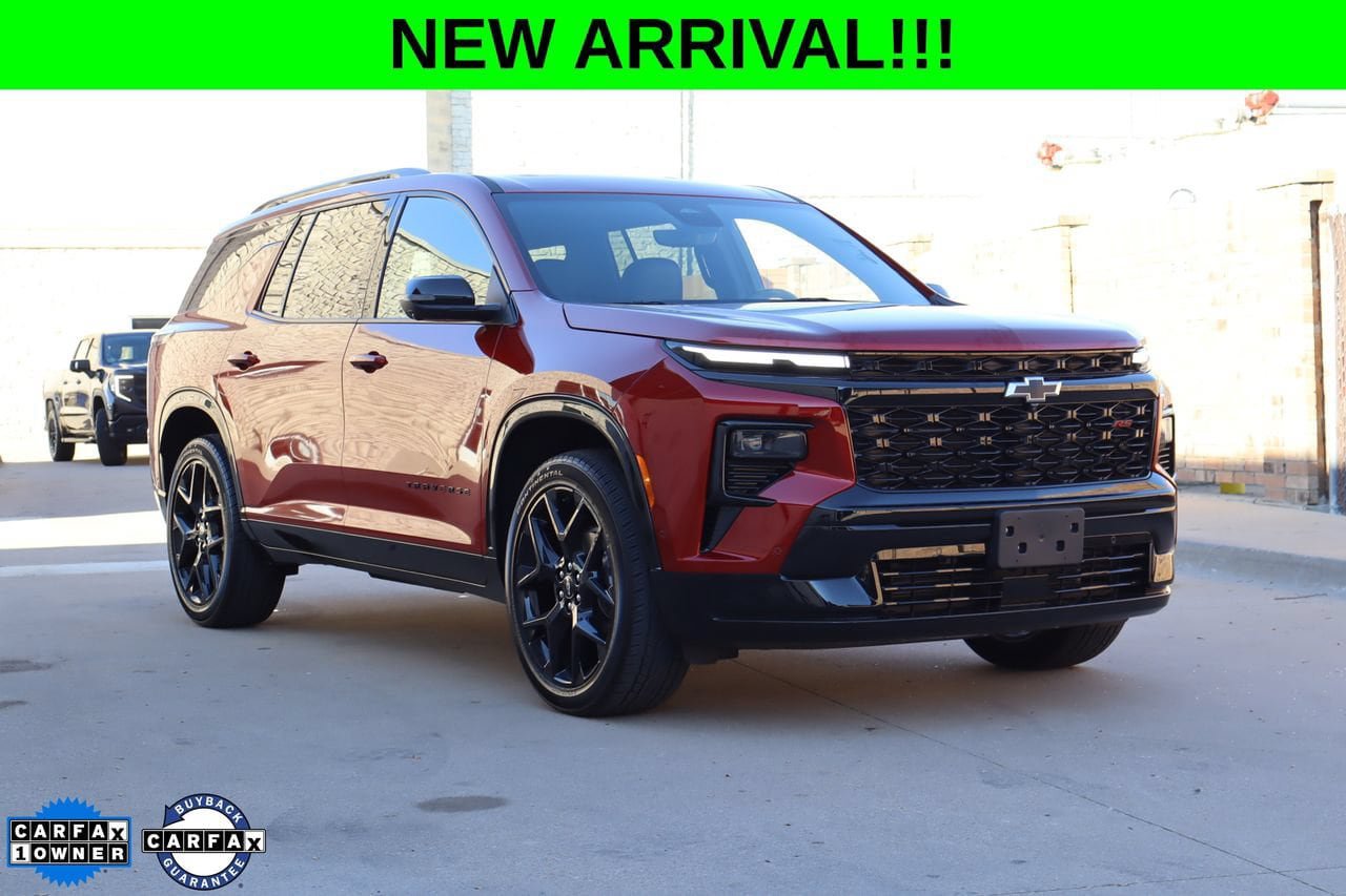 Used 2024 Chevrolet Traverse RS