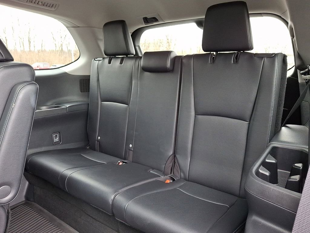 Used 2024 Toyota Grand Highlander AWD image 11
