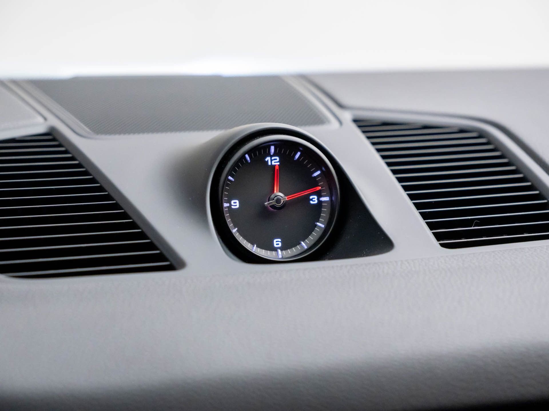 Certified 2023 Porsche Cayenne image 30