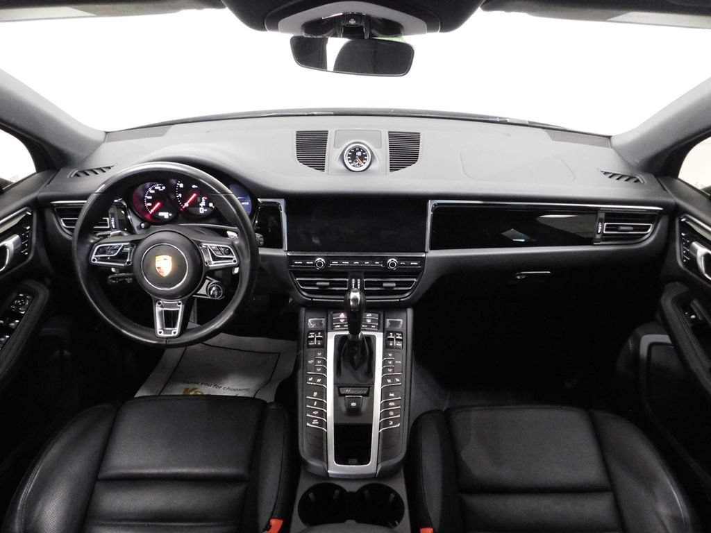 Used 2021 Porsche Macan GTS AWD/4WD image 37