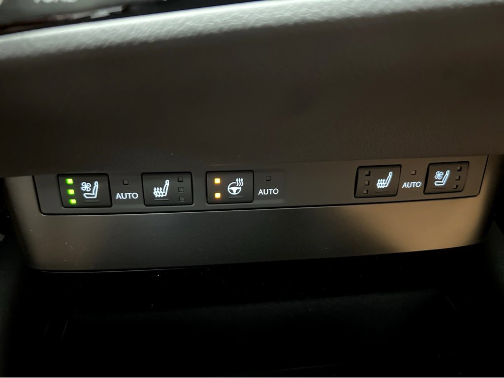 New 2025 Lexus ES 350 w/ Premium Package image 17