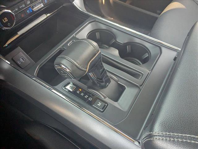 Used 2021 Ford F150 Lariat w/ Max Trailer Tow Package image 14