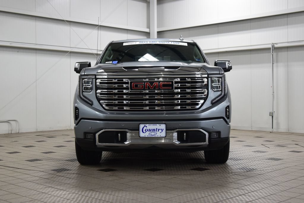 Used 2025 GMC Sierra 1500 Denali w/ Denali Reserve Package AWD/4WD image 2