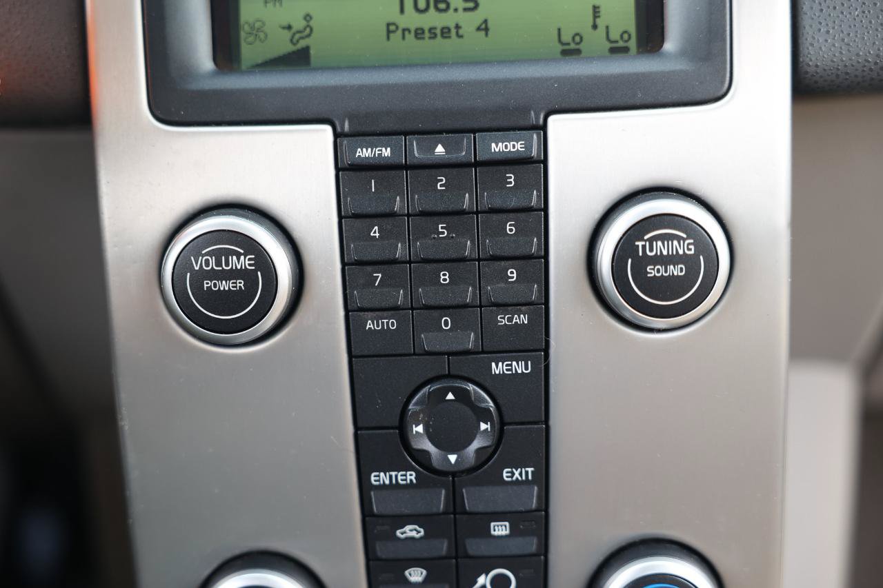 Used 2008 Volvo C70 T5 FWD image 32