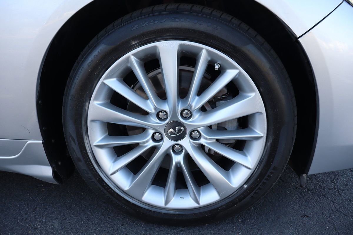 Used 2018 INFINITI Q50 Luxe w/ Essential Package (3.0T Luxe) image 44