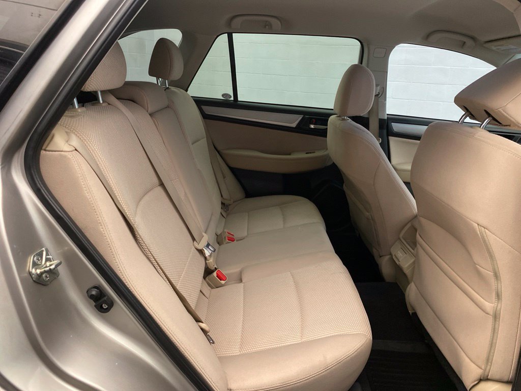 Used 2018 Subaru Outback 2.5i Premium AWD/4WD image 25
