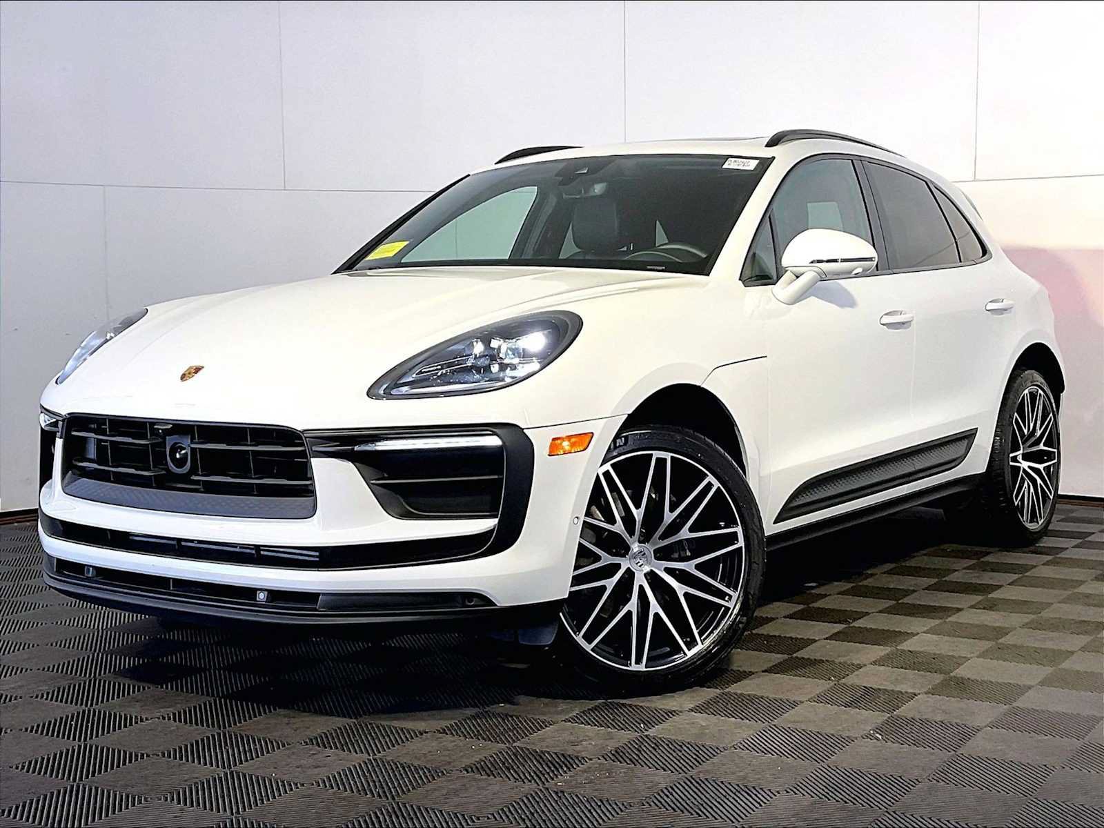 Certified 2023 Porsche Macan