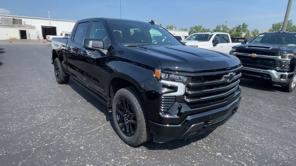 New 2026 Chevrolet Silverado 1500 High Country w/ Midnight Edition AWD/4WD image 4