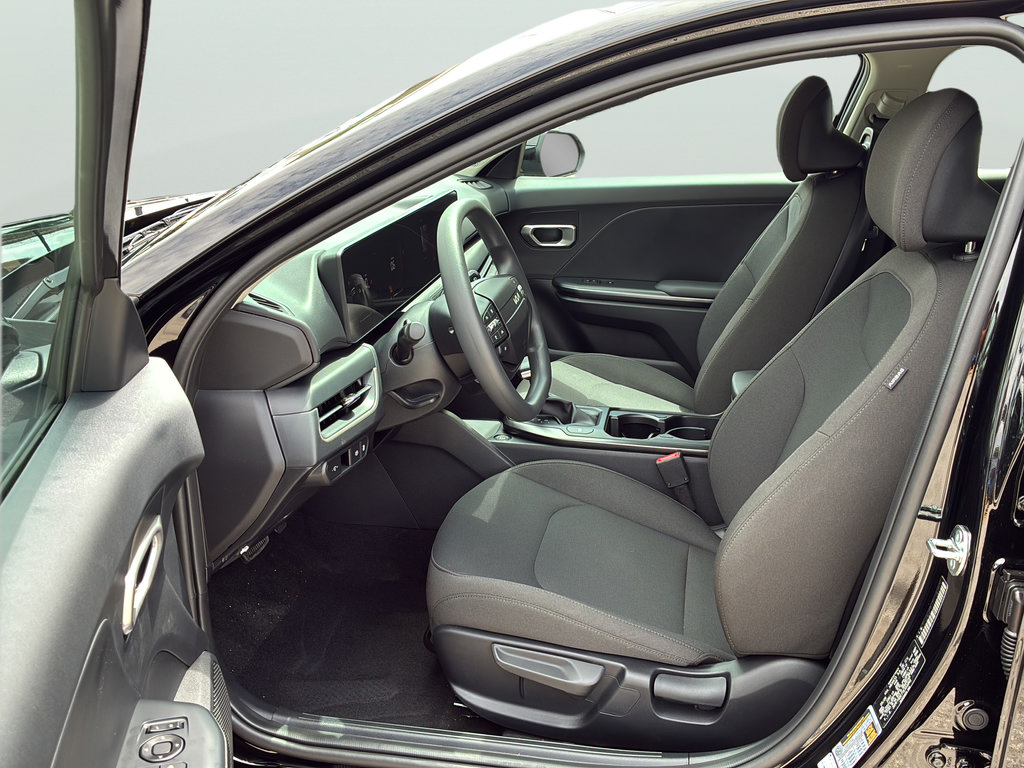 New 2026 Kia K4 FWD image 11