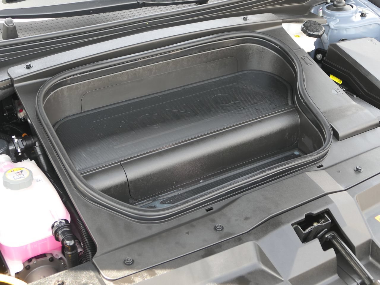 Used 2024 Hyundai Ioniq 6 SEL RWD image 32
