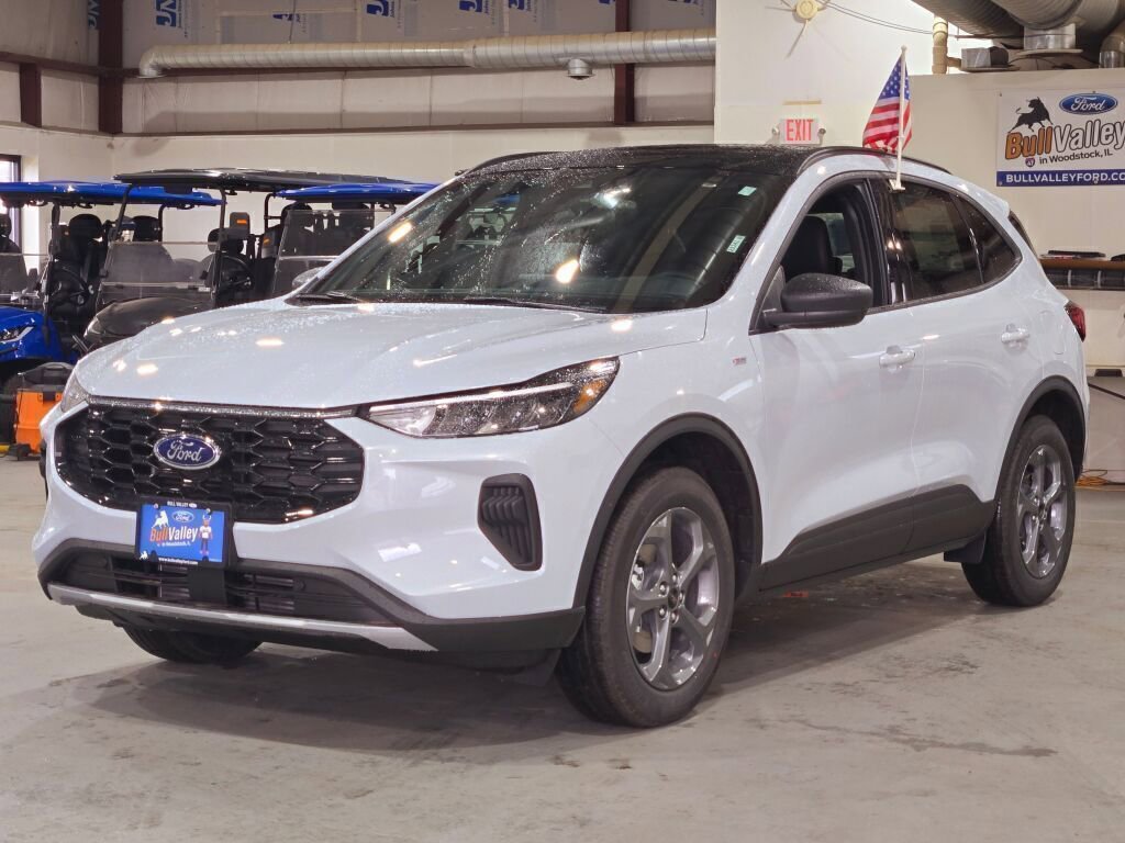 New 2025 Ford Escape ST-Line w/ Tech Pack #1 image 4