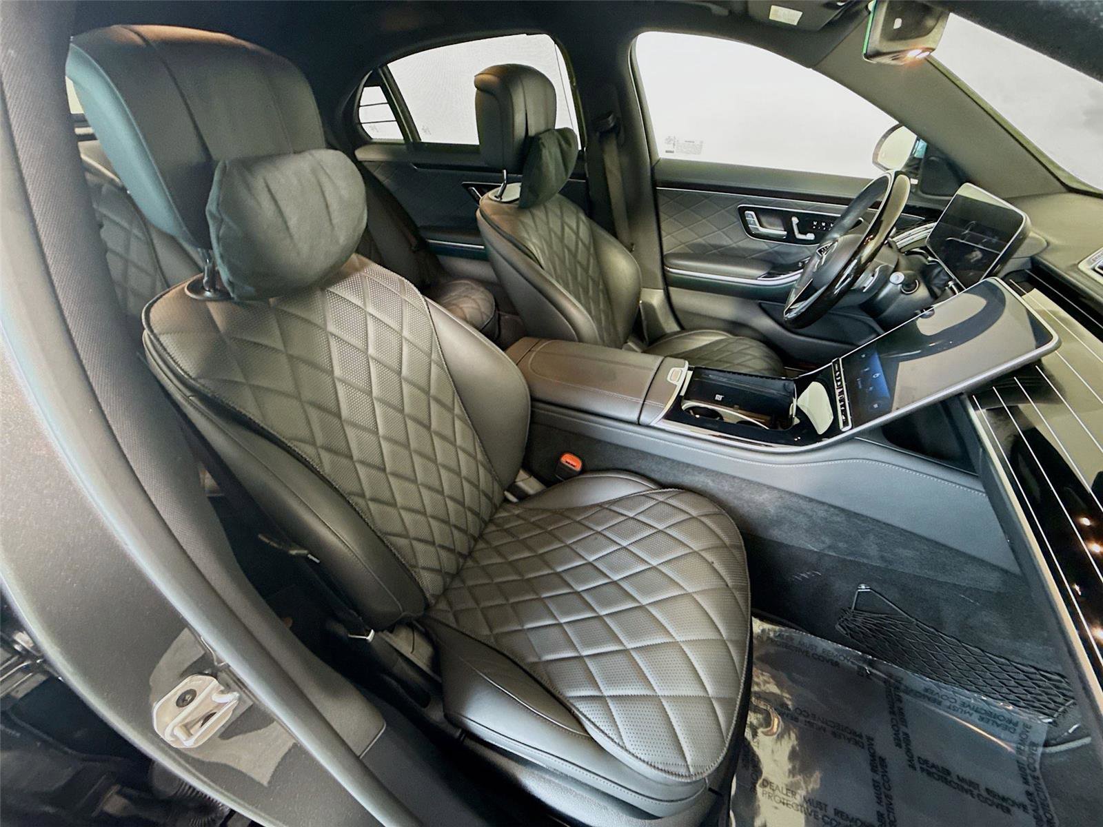 Used 2024 Mercedes-Benz S 580e 4MATIC Sedan image 19