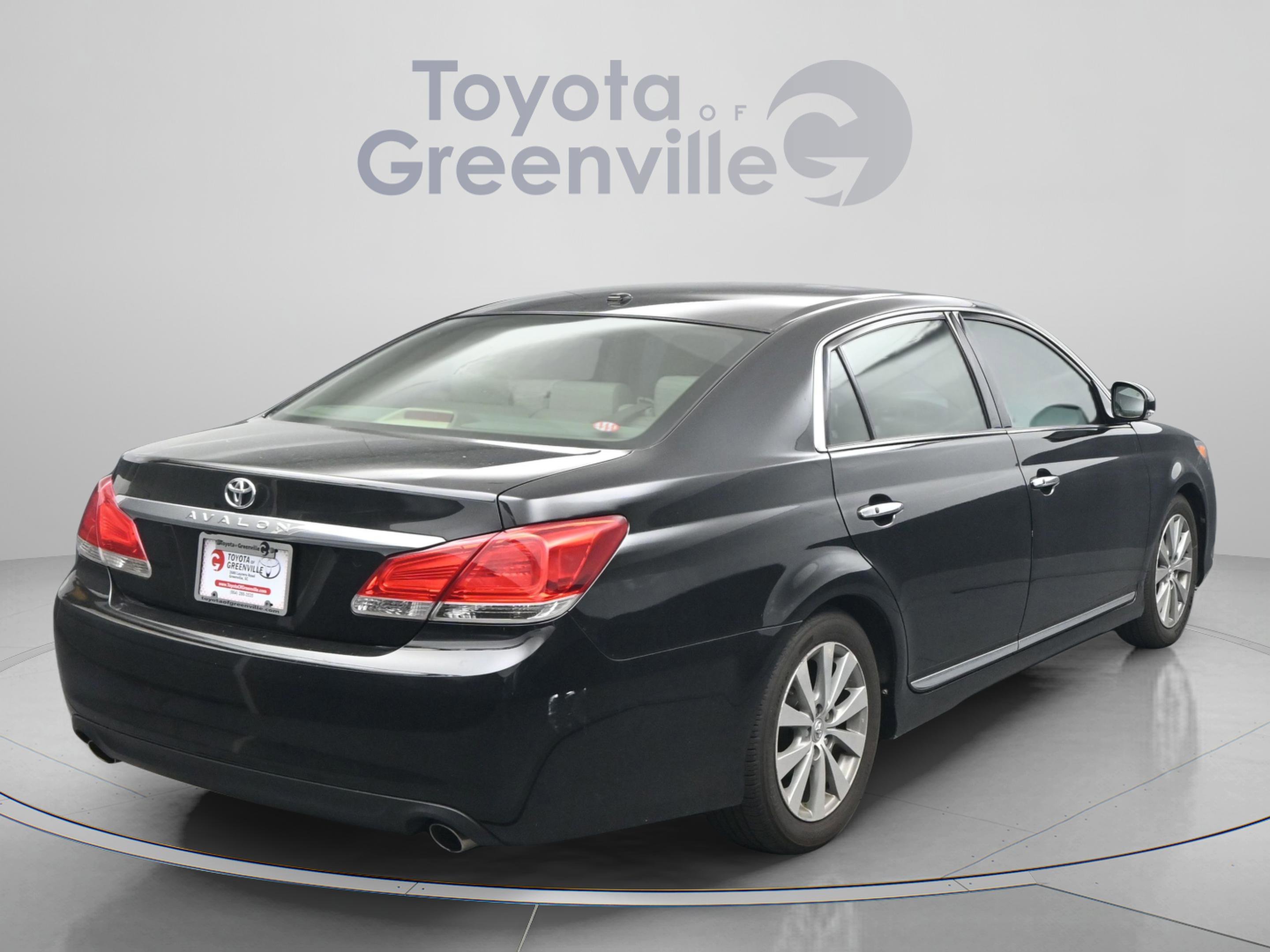 Used 2011 Toyota Avalon Limited FWD image 11