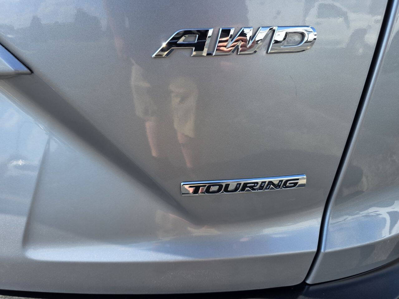 Used 2020 Honda CR-V Touring image 10