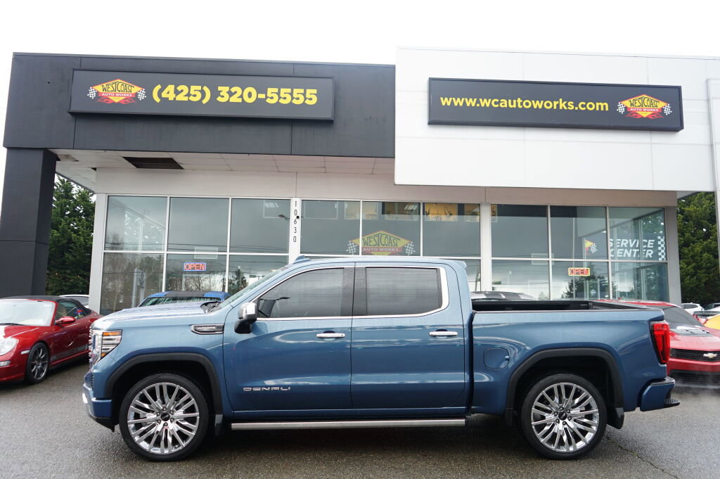 Used 2024 GMC Sierra 1500 Denali Ultimate image 2