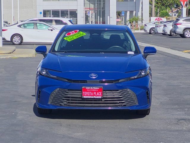 Used 2025 Toyota Camry LE FWD image 2