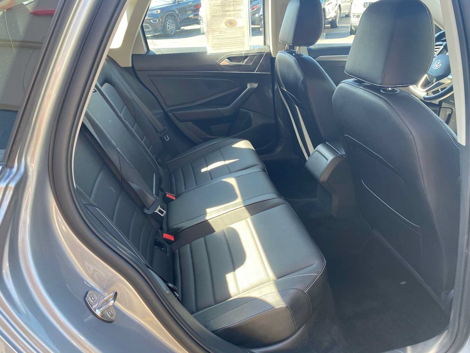 Used 2023 Volkswagen Jetta SE FWD image 27