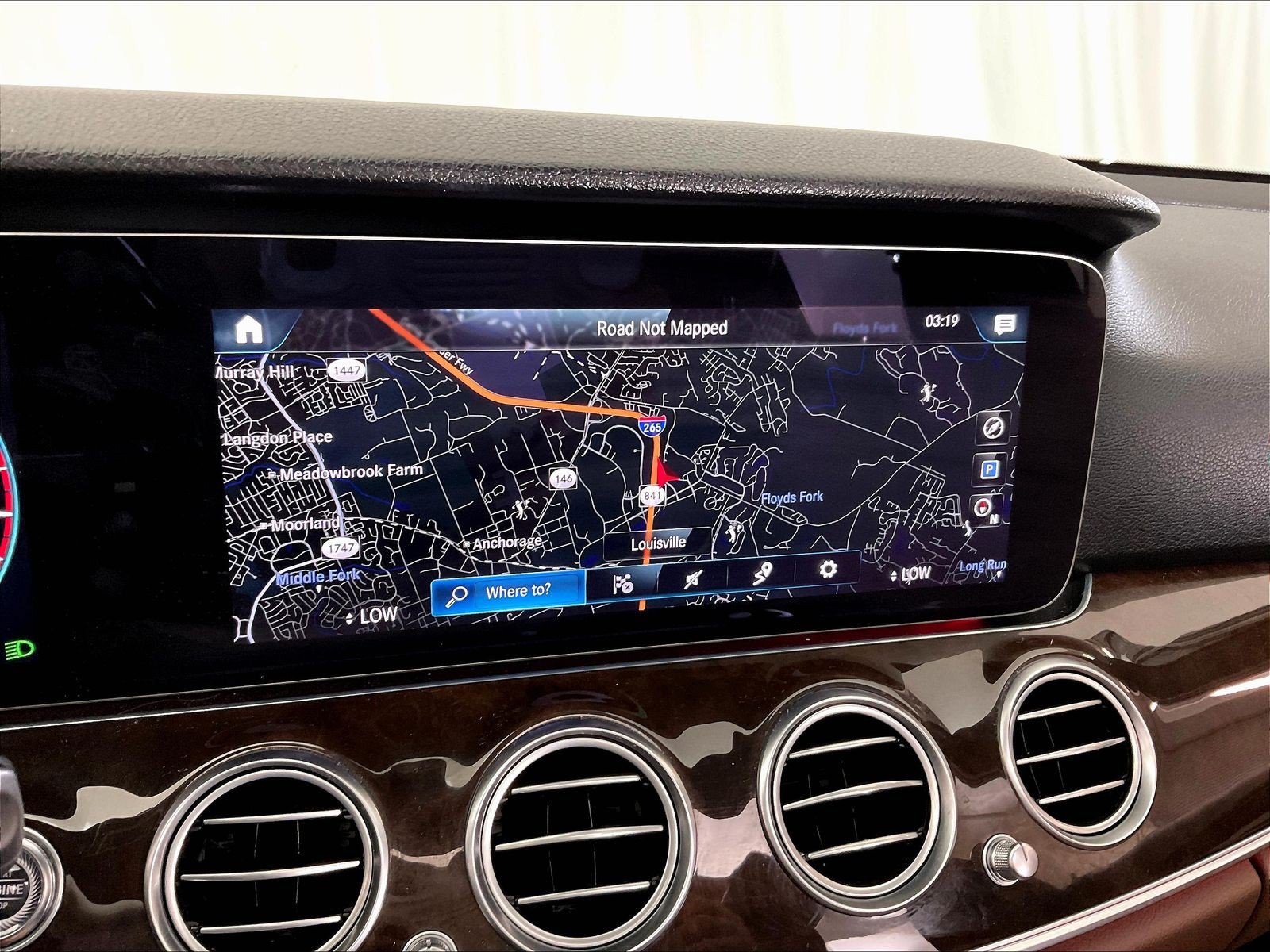 Used 2023 Mercedes-Benz E 350 4MATIC Sedan image 15