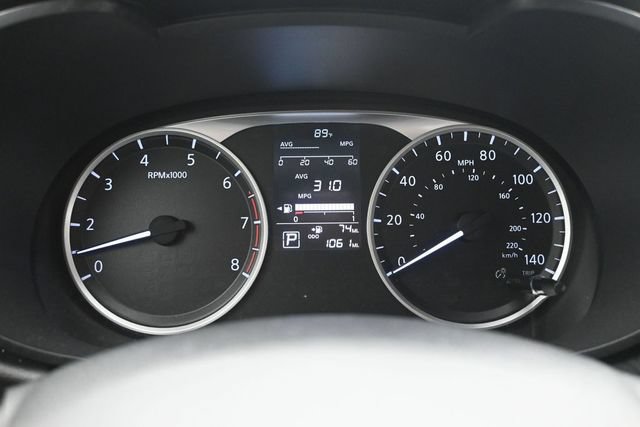 Used 2025 Nissan Versa S w/ Electronics Package FWD image 13